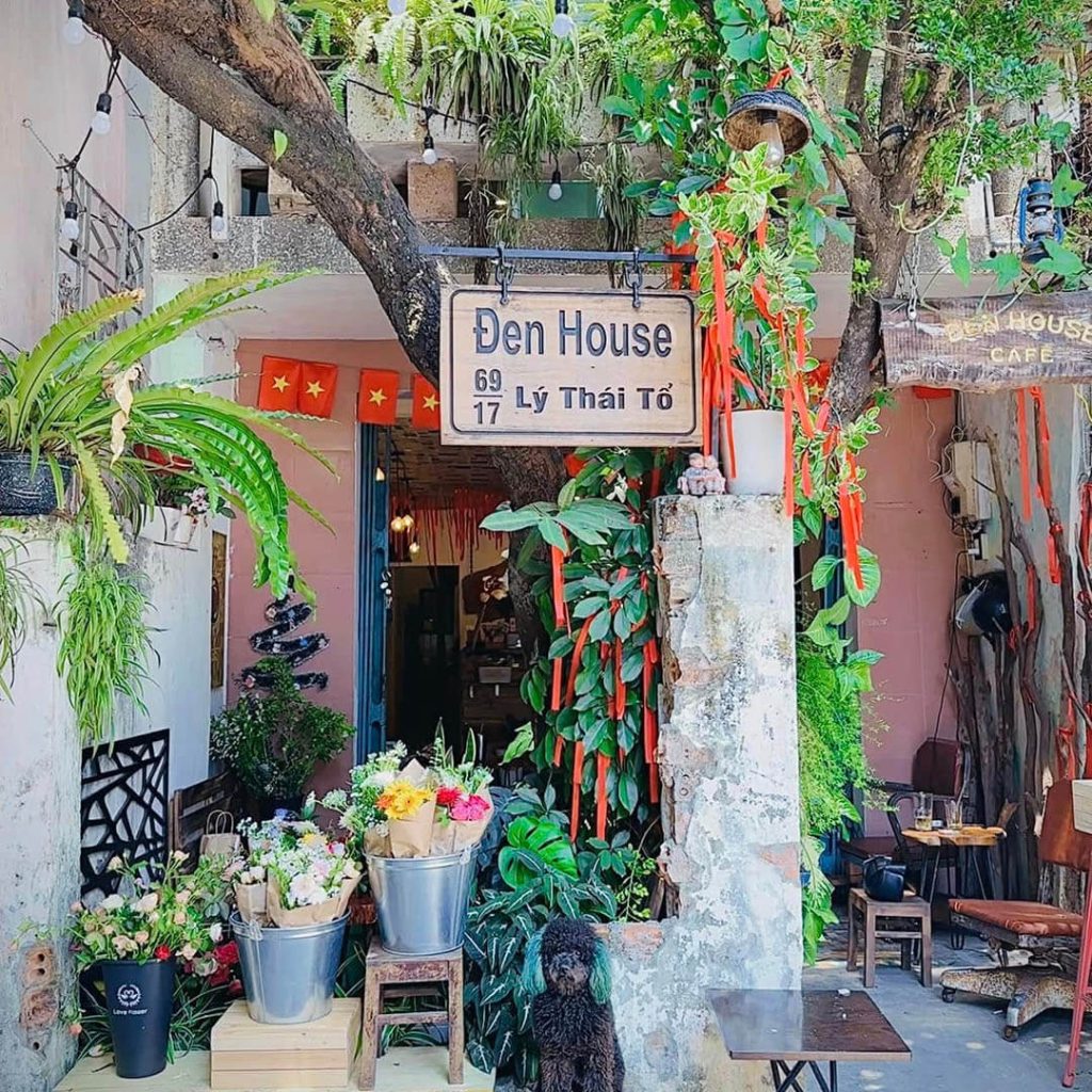 Locations 10 den house cafe cover