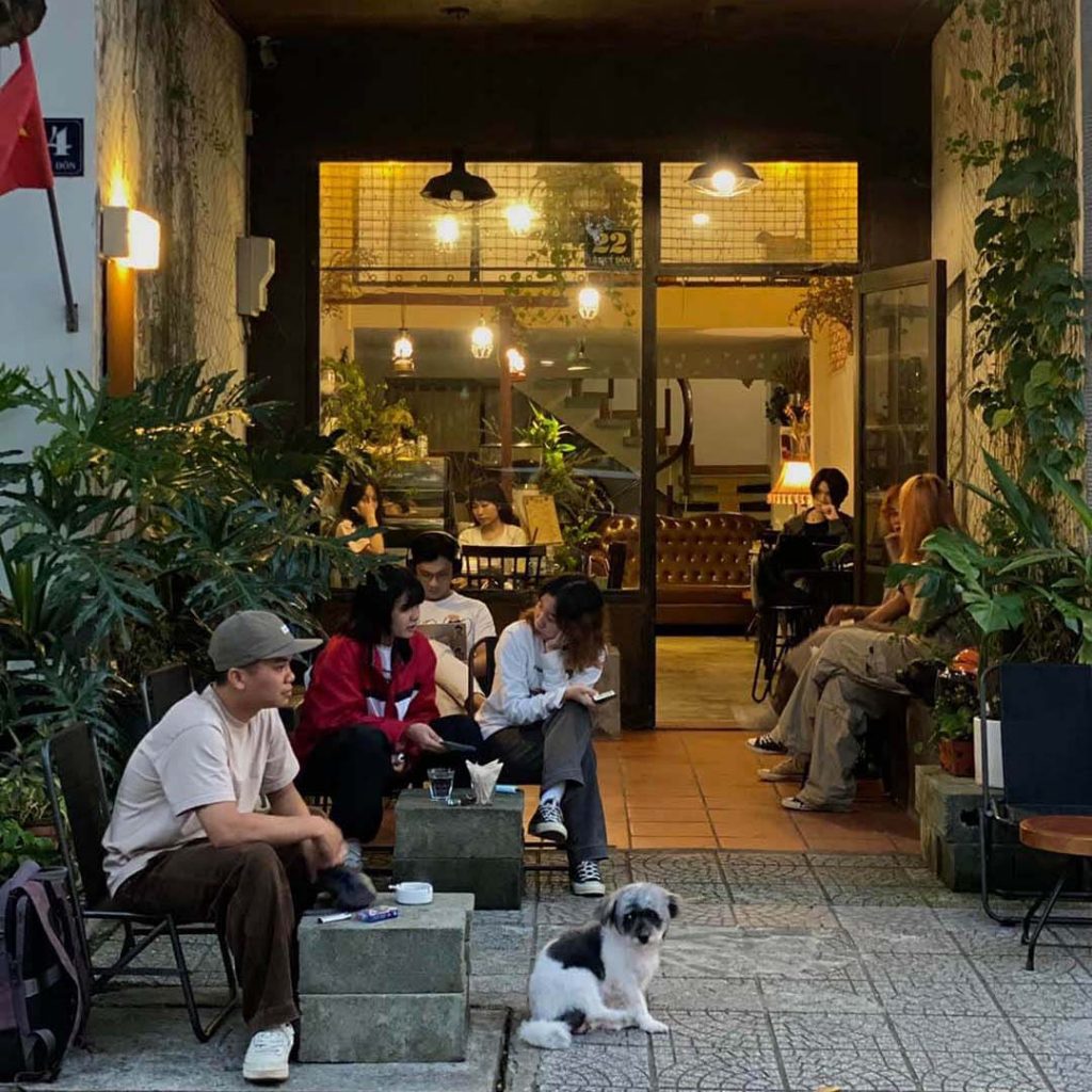 Locations 3 dom cafe cover