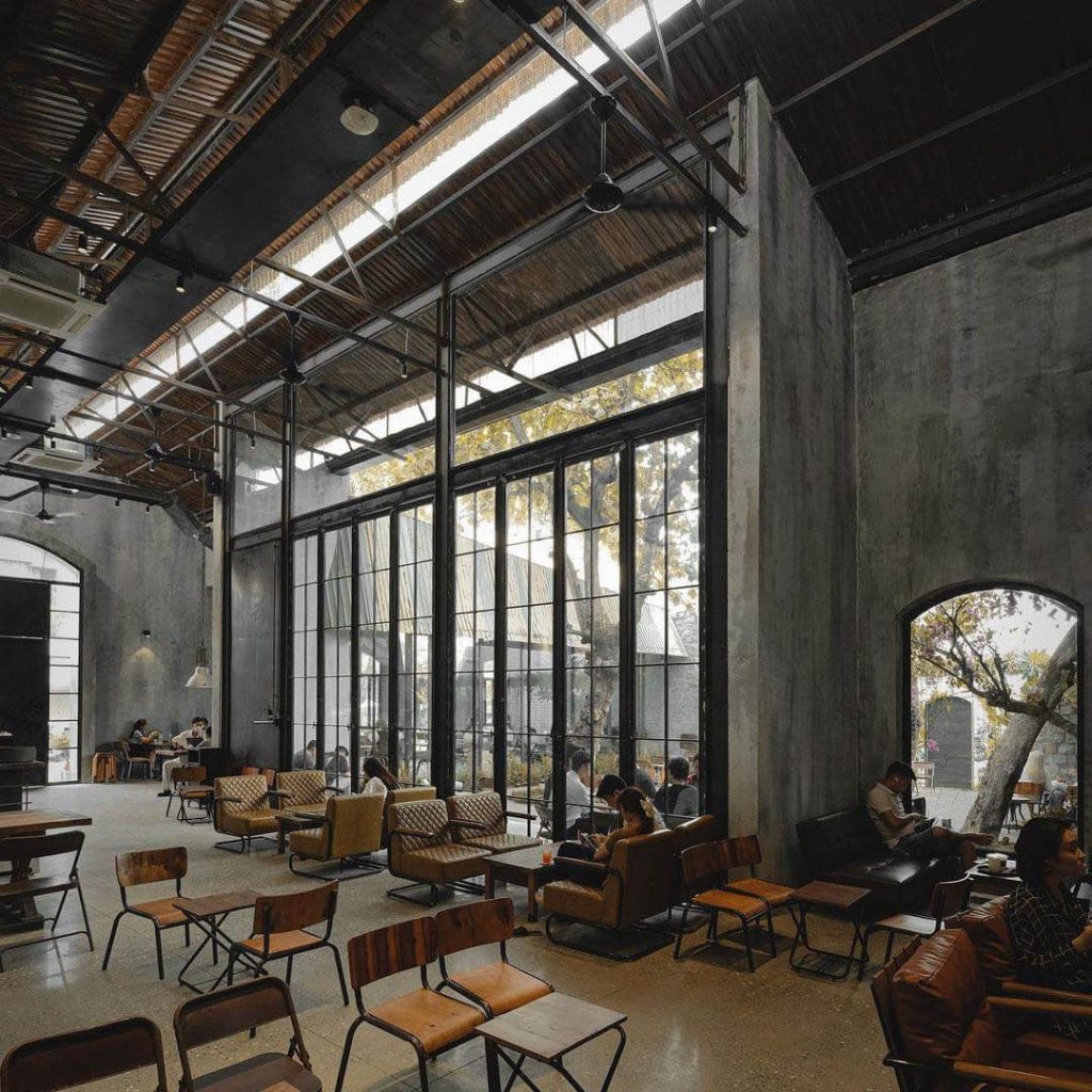 Locations 12 ghe cafe do quang cover