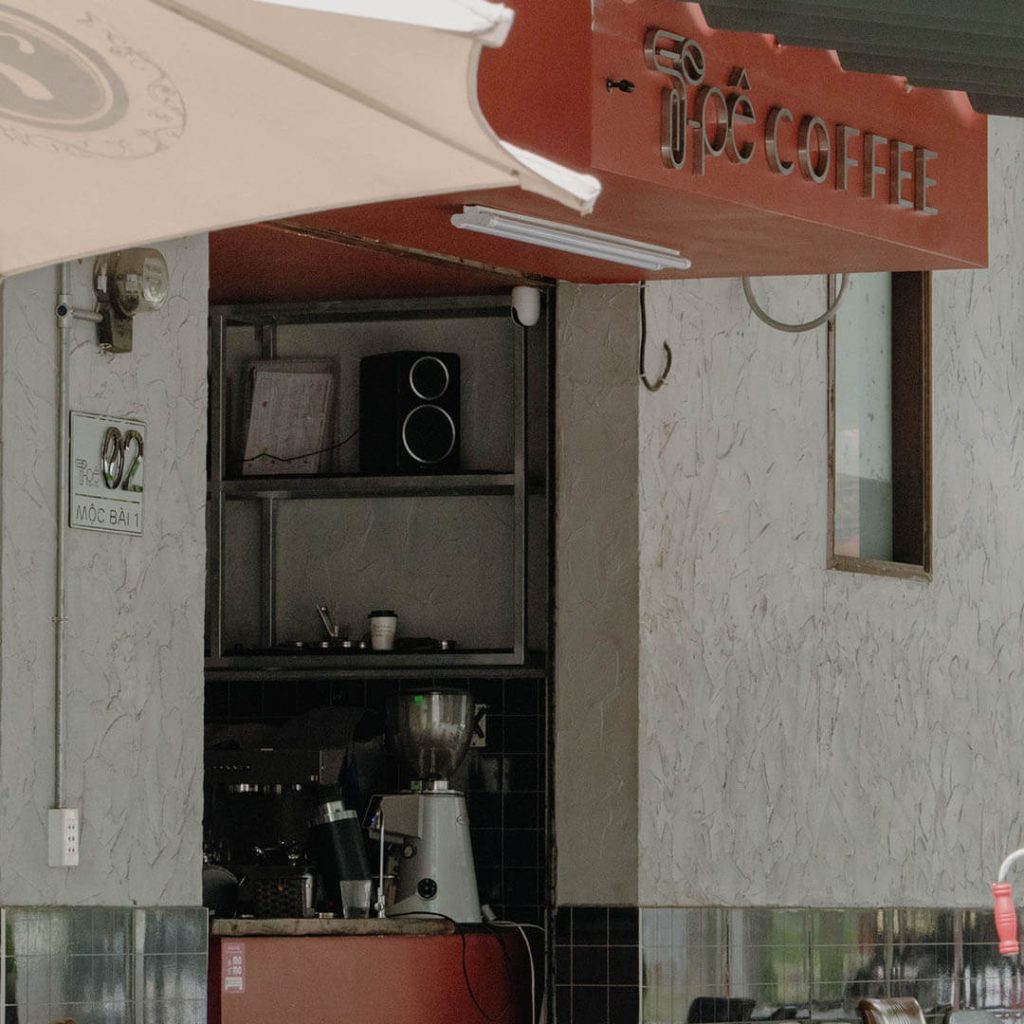 Locations 10 t pe cafe cover