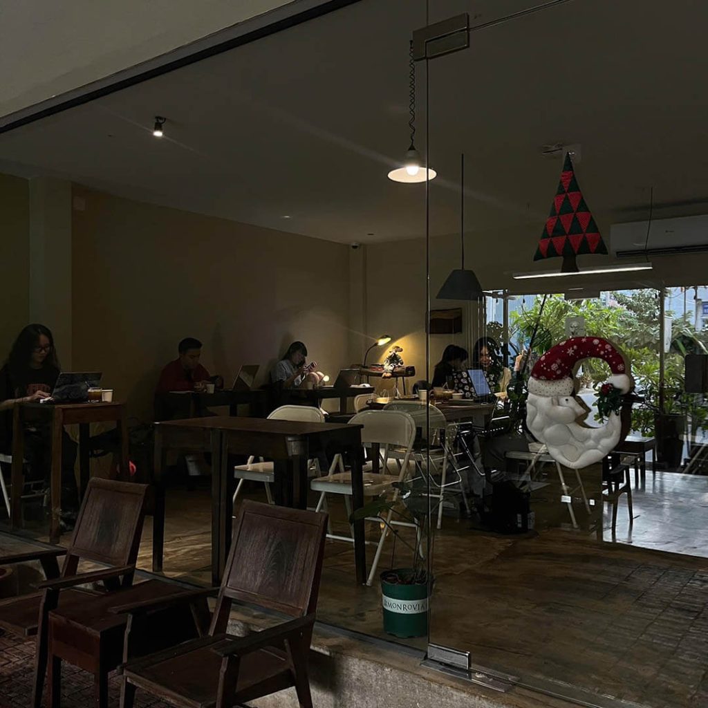 Locations 7 vun cafe cover