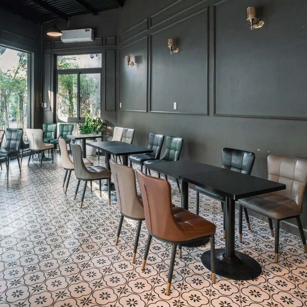 Locations 1 le cafe an nam cover