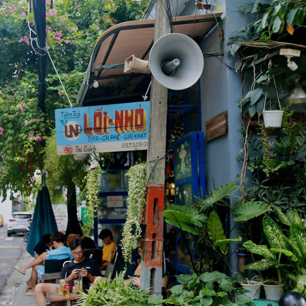 Locations 6 tiem tra loi nho